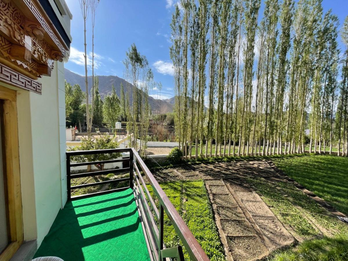 Tongspon Inn Leh Exterior foto